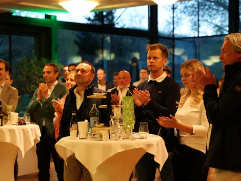 Das Publikum im TAUROA Hofwirt