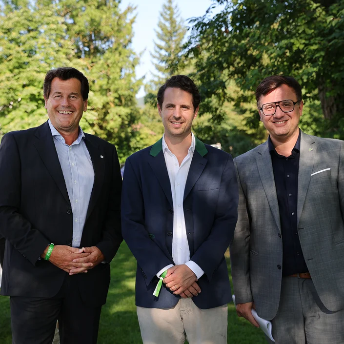 Johann Waldmann, Karl Czernin und Almir Barucic, Bereichsdirektor Marketing und Unternehmenskommunikation der VKB