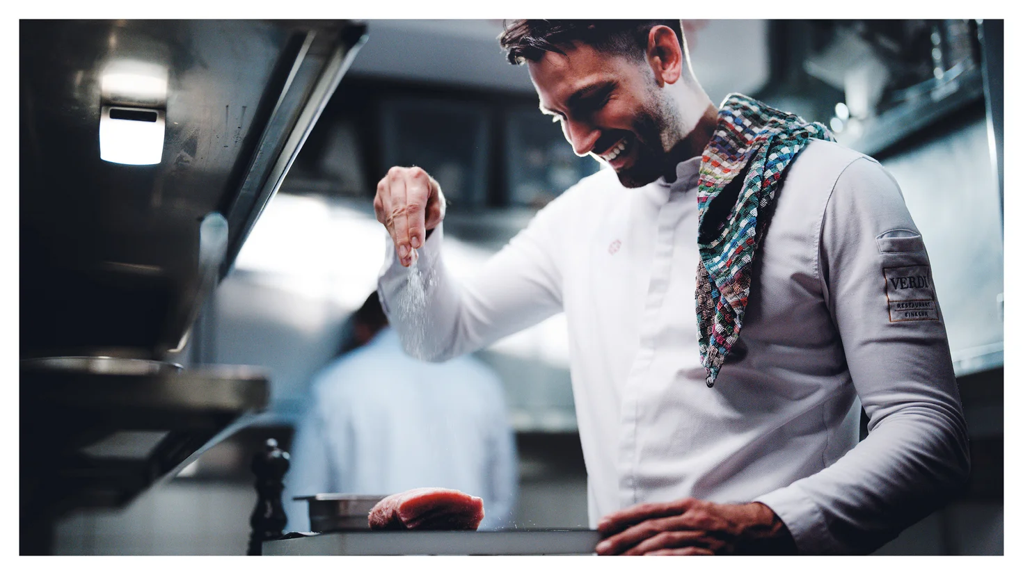 Philip Lukas in der Küche