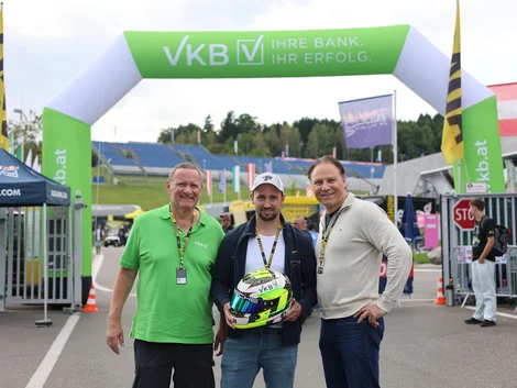 Aufsichtsratsvorsitzender Matthäus Schobesberger, Generaldirektor Markus Auer, Vorstandsdirektor Alexander Novak