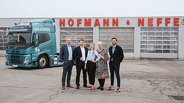 Gruppenbild Hofmann und Neffe