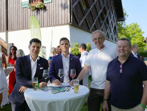 Diethard Govekar (Finanzierungsberater VKB Salzburg), Bernhard Sagmeister (Pivate Banking VKB Salzburg), Thomas Wentz (eg Promotion GmbH), Manfred Schützenhofer (ms vermessung)